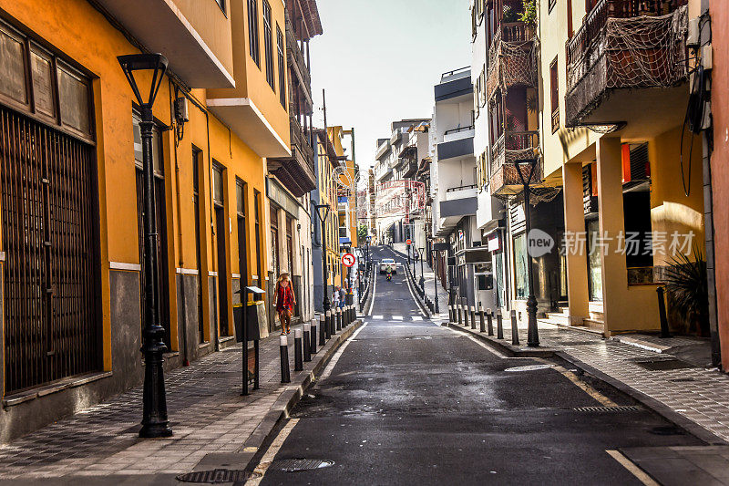 西班牙特内里费岛Puerto de la Cruz的主要街道